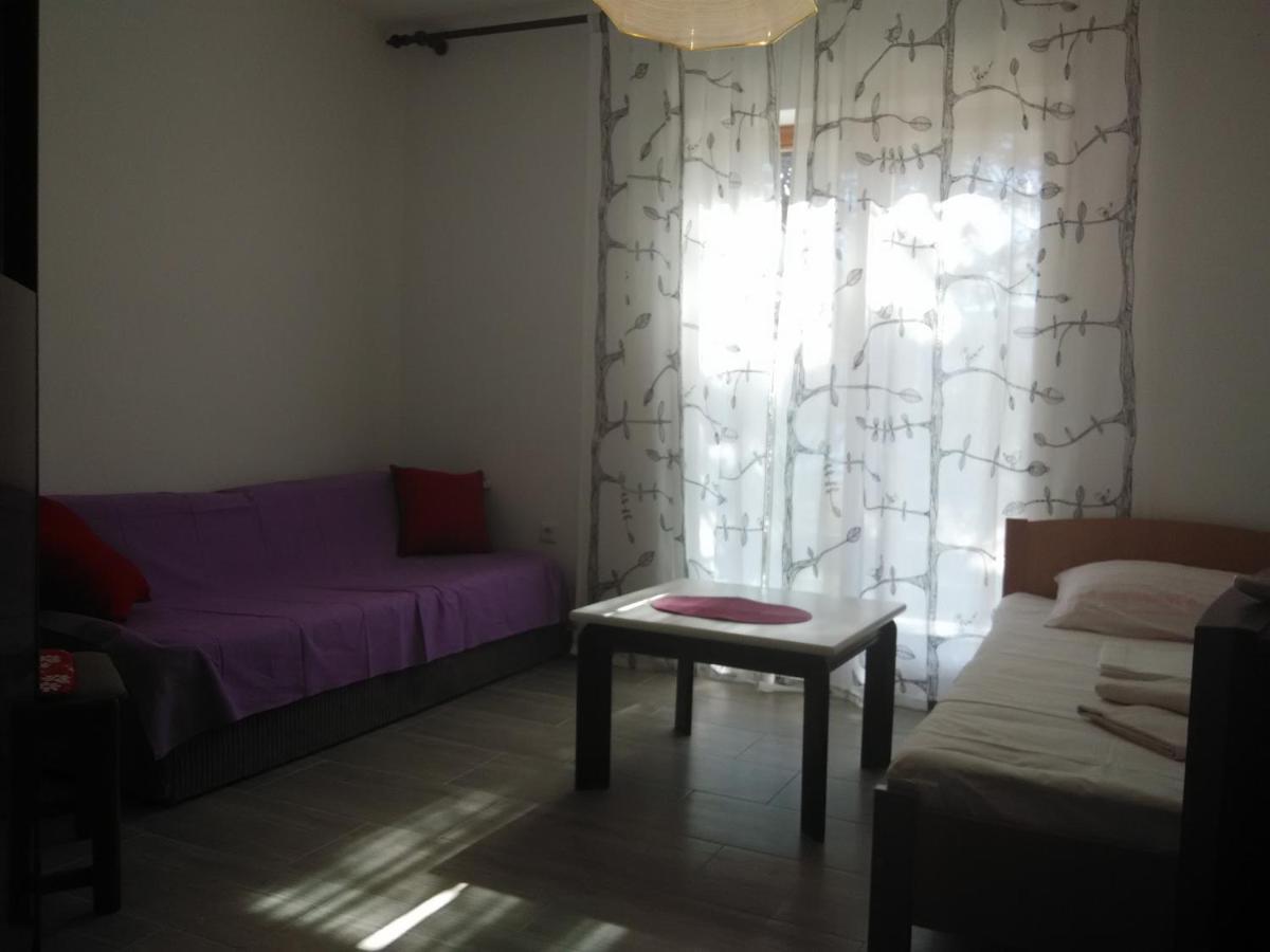 Apartments Tea Pag Паг Екстер'єр фото
