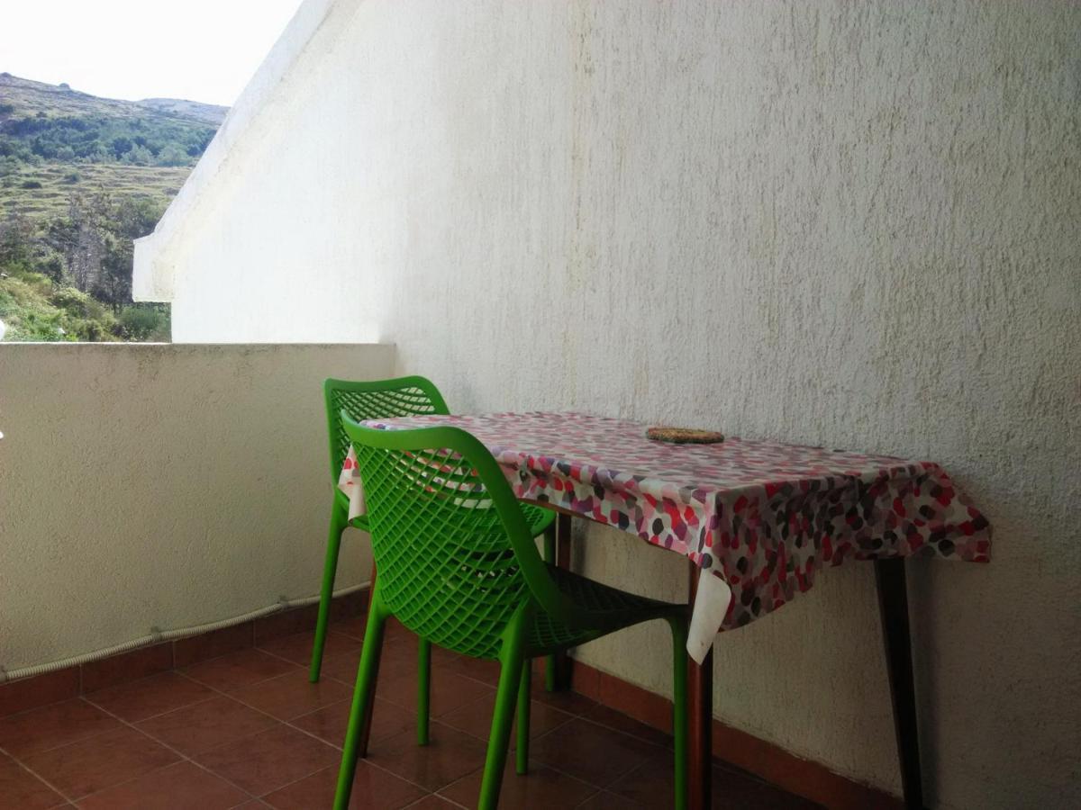 Apartments Tea Pag Паг Екстер'єр фото